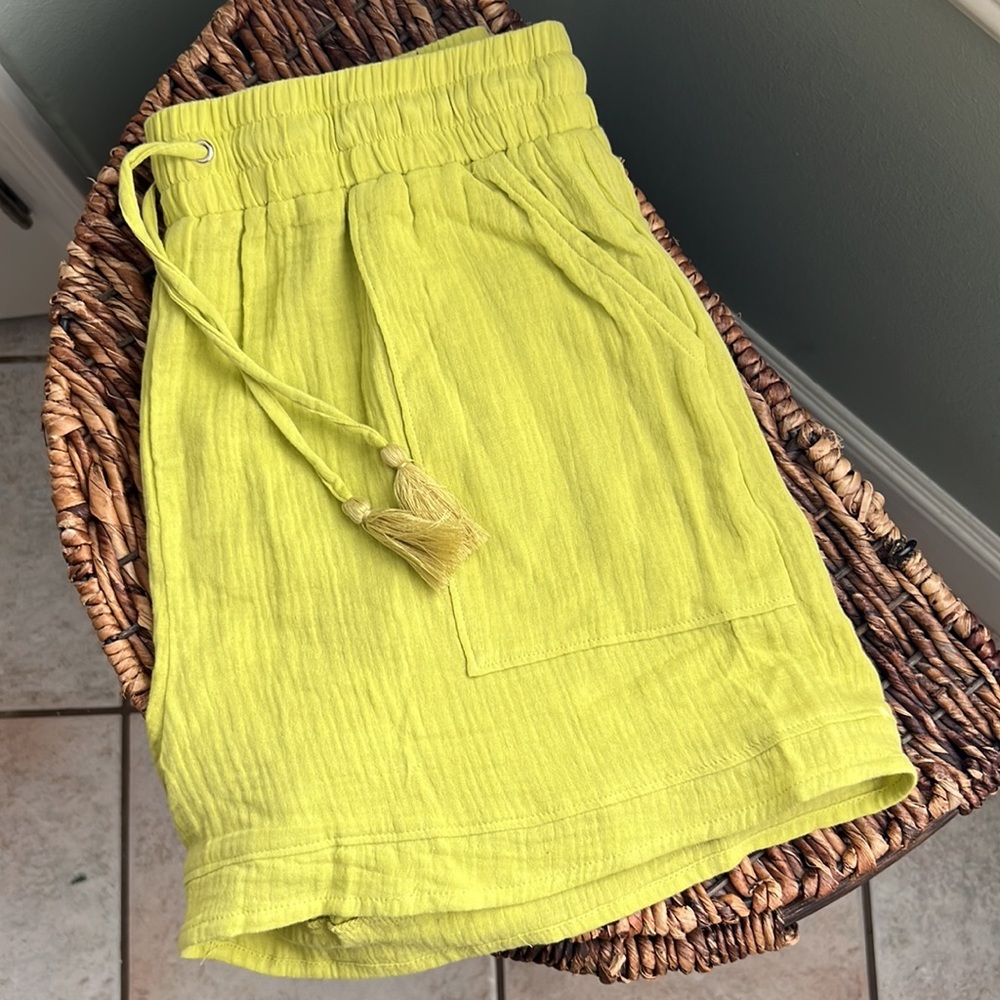 Textured Linen Short